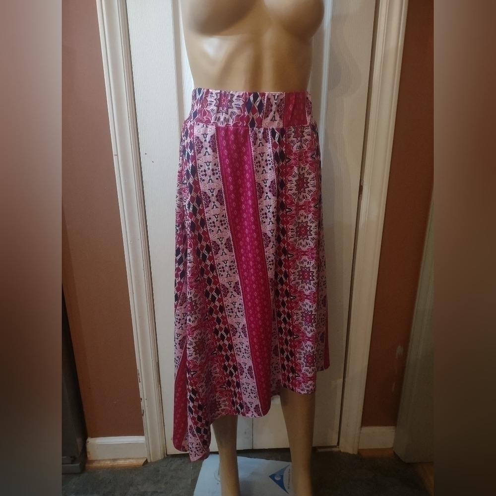 New Directions Woman's size XL pink soft stretchy skirt